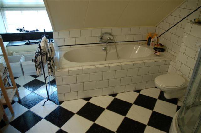 Erfgoedlogies Bed And Breakfast 'T Olde Hof Westervelde Δωμάτιο φωτογραφία