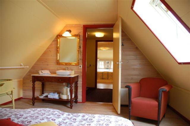 Erfgoedlogies Bed And Breakfast 'T Olde Hof Westervelde Δωμάτιο φωτογραφία